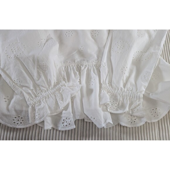 Crown & Ivy Blouse Women's PL White Eyelet Ruffle Long Sleeve Pull On Top - Picture 5 of 9